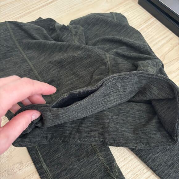 Victorias Secret Leggings XS 2 Ultimate Pockets 7/8 Army Olive Heathered Active - Picture 10 of 12